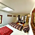 Historisches Retro Loft 70m2 Mit Garten & Seenaehe Apartmán