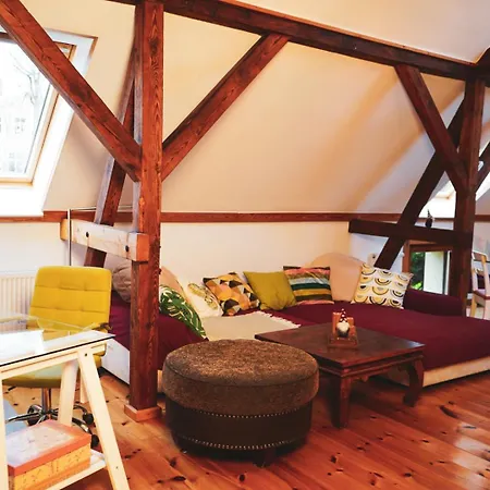 Historisches Retro Loft 70m2 Mit Garten & Seenaehe Apartment *