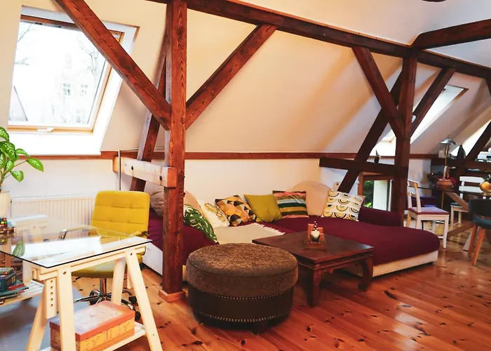 Historisches Retro Loft 70m2 Mit Garten & Seenaehe Daire *