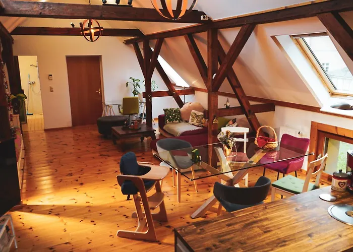 Historisches Retro Loft 70m2 Mit Garten & Seenaehe Daire *