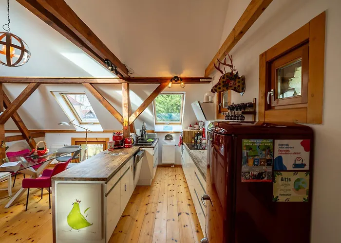 Historisches Retro Loft 70m2 Mit Garten & Seenaehe Daire *